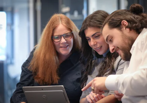 Engineering team collaboration with tablet technology